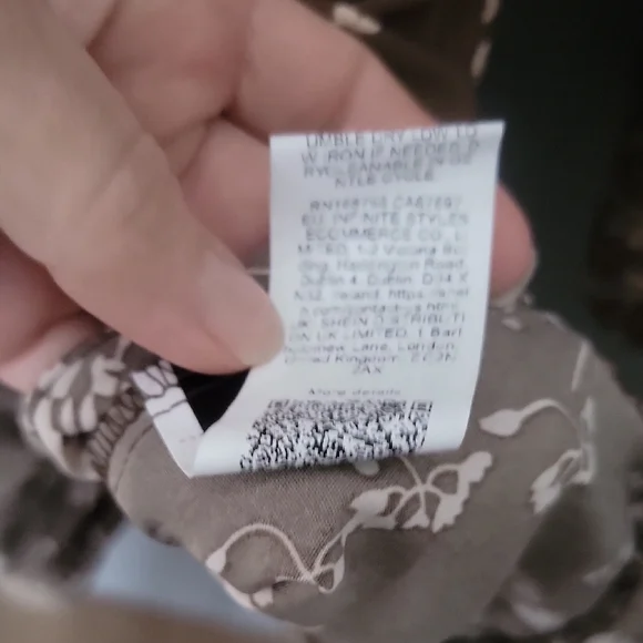 SHEIN Chocolate Floral Long Sleeve Dress - Picture 4 of 4